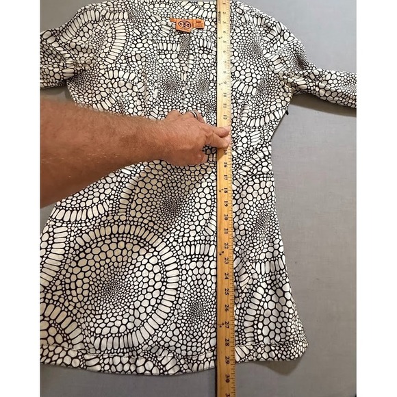 TORY BURCH Shirt Women 6 Beige Printed Silk Long Sleeve Pullover‎ Blouse Ladies. - Picture 6 of 7